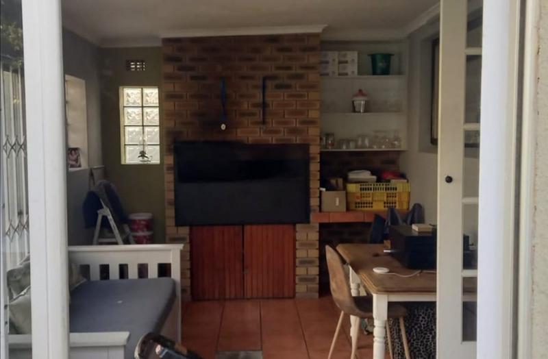 3 Bedroom Property for Sale in Meyerhof Western Cape